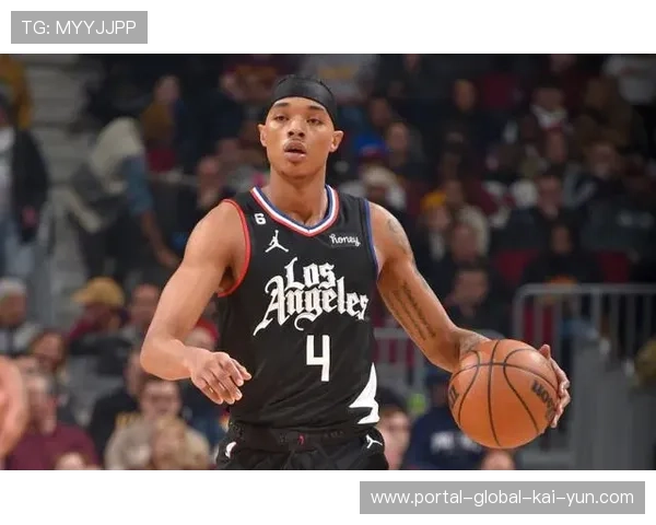 比尔髋部骨折赛季报销 快船侧翼得分点长期缺失 比尔髋部骨折赛季报销 快船侧翼得分点长期缺失